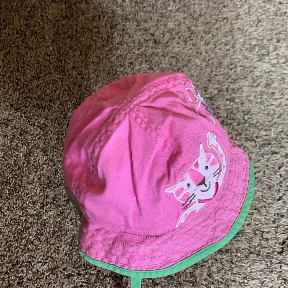 Hanna Andersson pink sunhat with green chin ties Size Medium